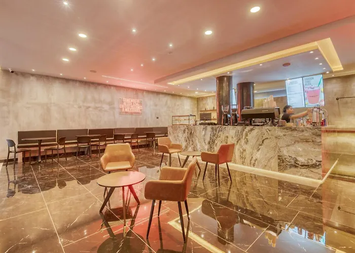 Corazón - Rooftop Pool, Steps From 5th Avenue *