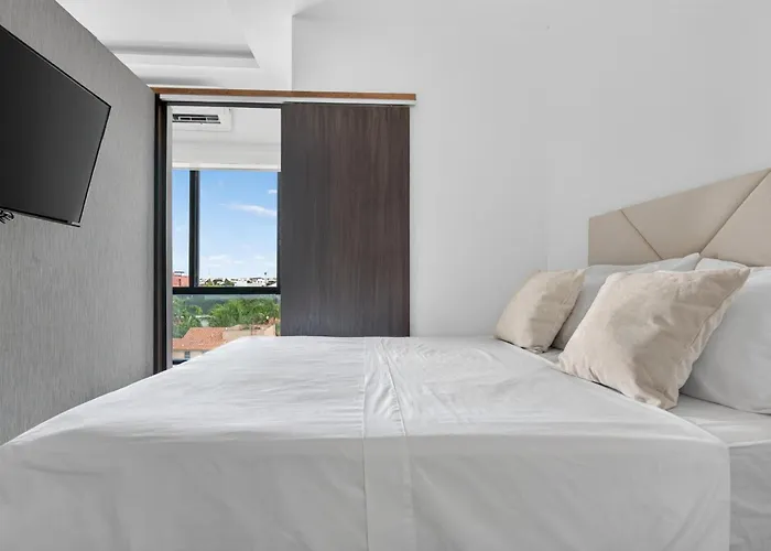 Corazón - Rooftop Pool, Steps From 5th Avenue