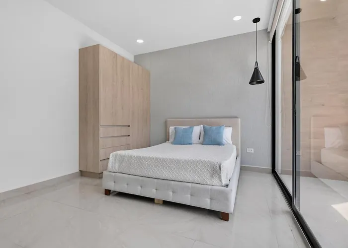 Apartamento Corazón - Rooftop Pool, Steps From 5th Avenue
